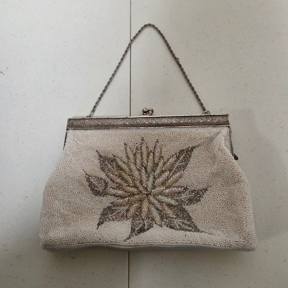 Vintage Beaded Floral Evening Bag Cream Silver Kiss Lock Chain Clutch